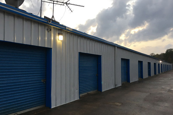 49 and 20 self storage wide driveway